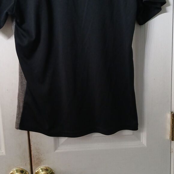 Russell Athletic  dri power 360 black and gray short sleeve shirt Sz M EUC - Picture 6 of 7